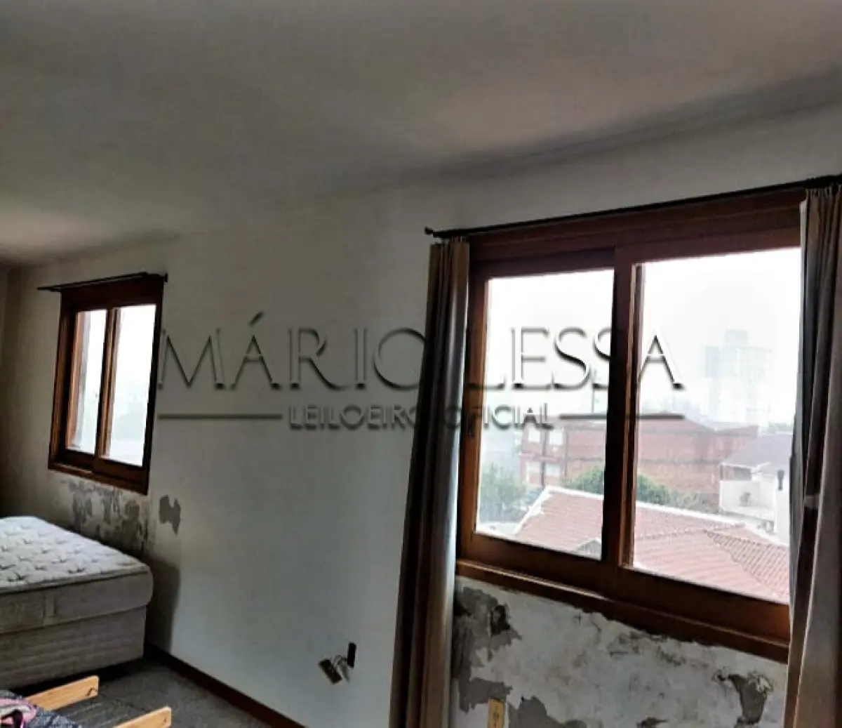 LOTE 001 - Cobertura com duas vagas na Vila Ipiranga