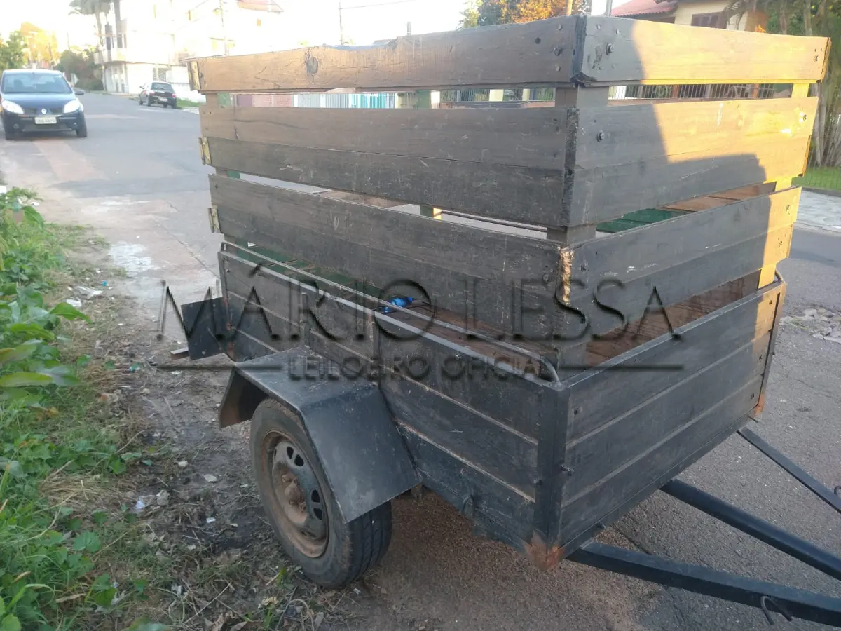 LOTE 004 - Reboque PIKO Cap. 300kg