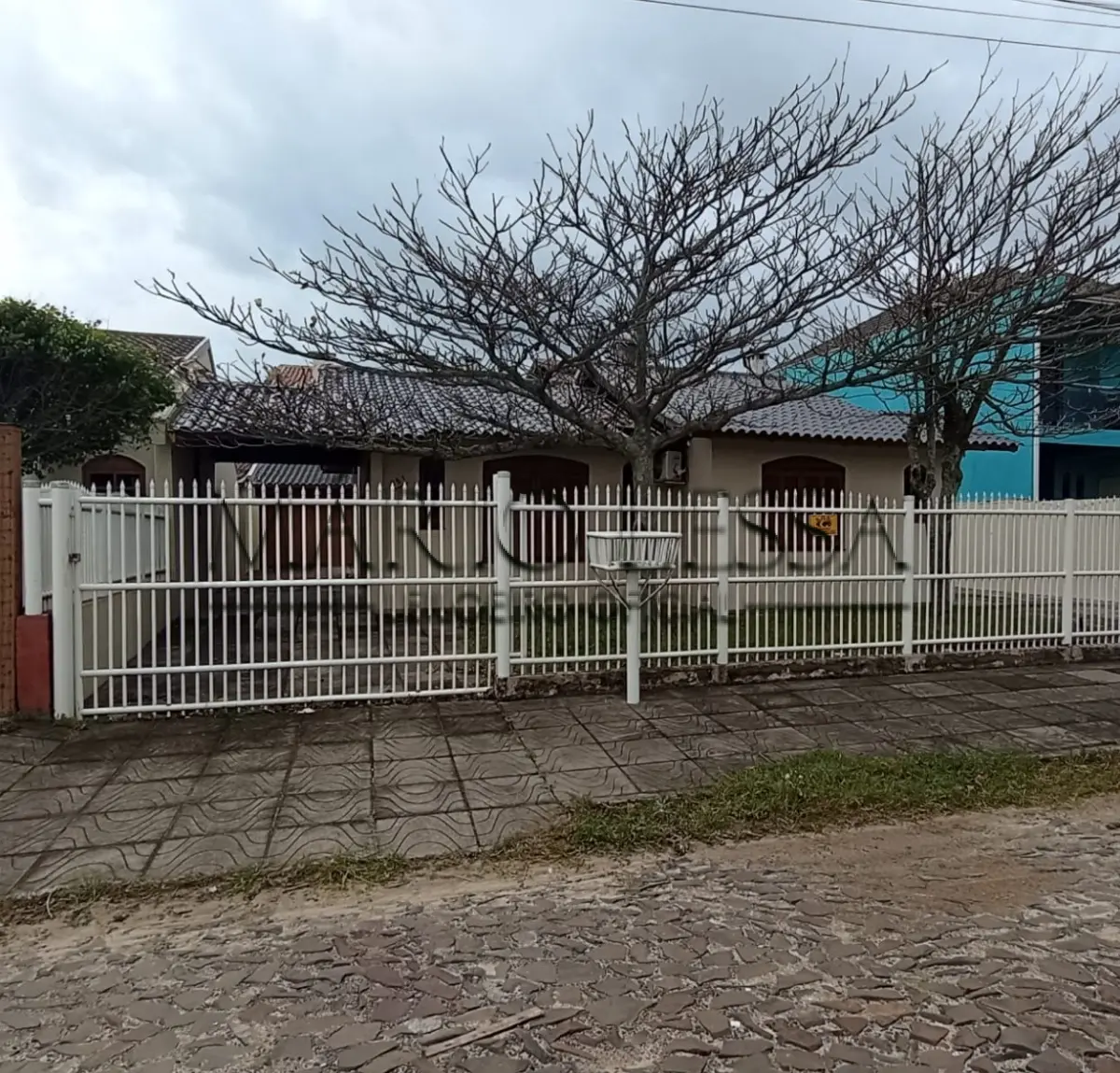 LOTE 003 - Casa na Rua Acre. Em Nova Tramandaí