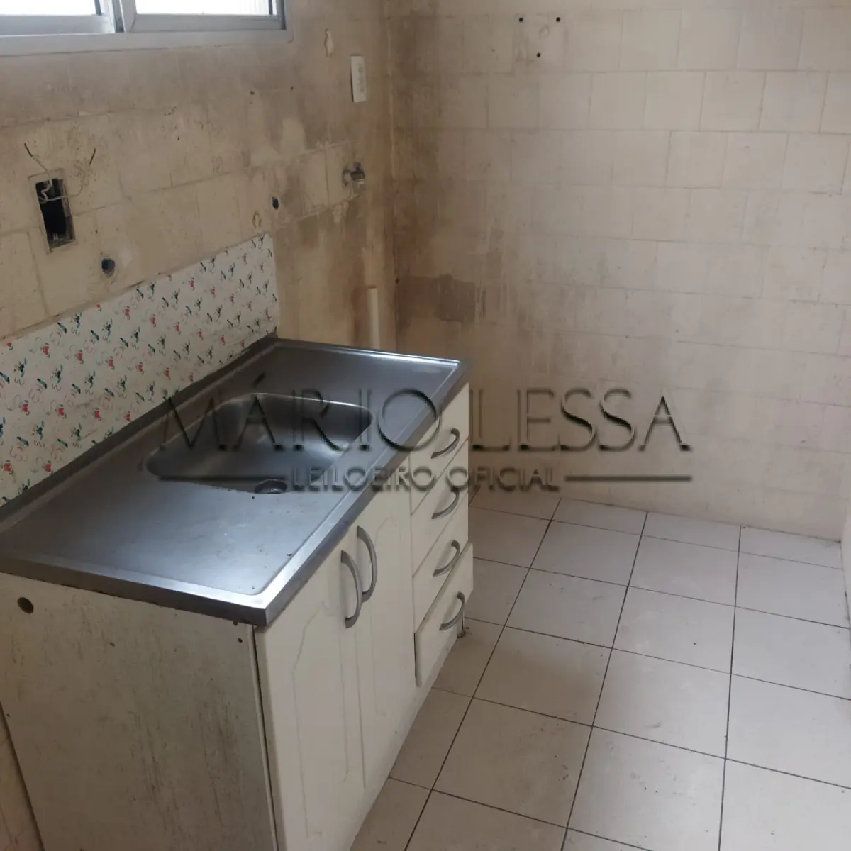 LOTE 001 - Ap. 33m² na Av. Pernambuco 2756. Desocupado