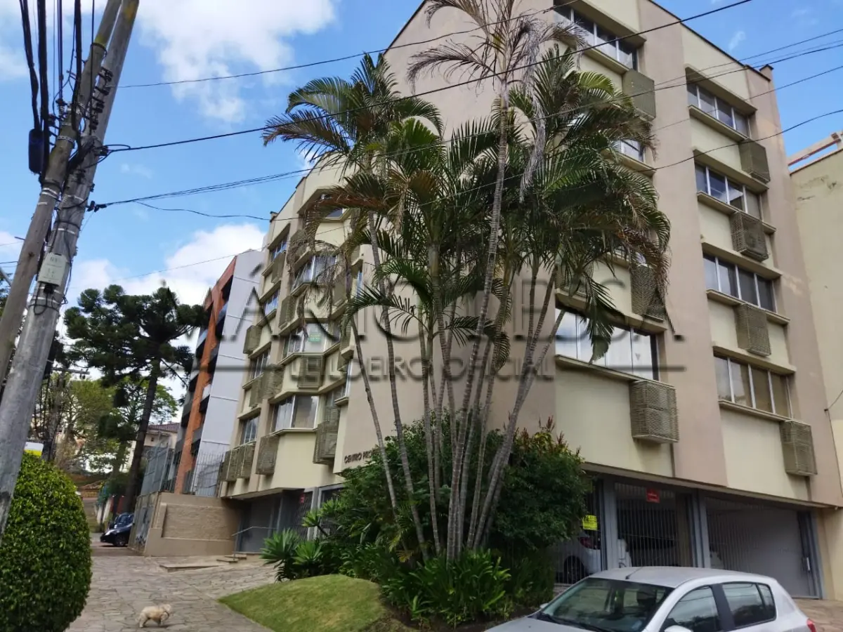 LOTE 001 - Sala na R Itaqui esq João Abbott