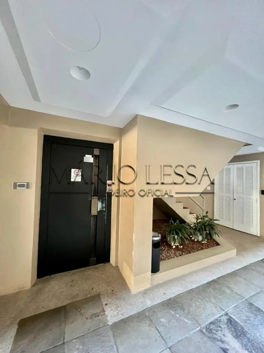 LOTE 004 - Desocupada - Sala 38m² no MENINO DEUS