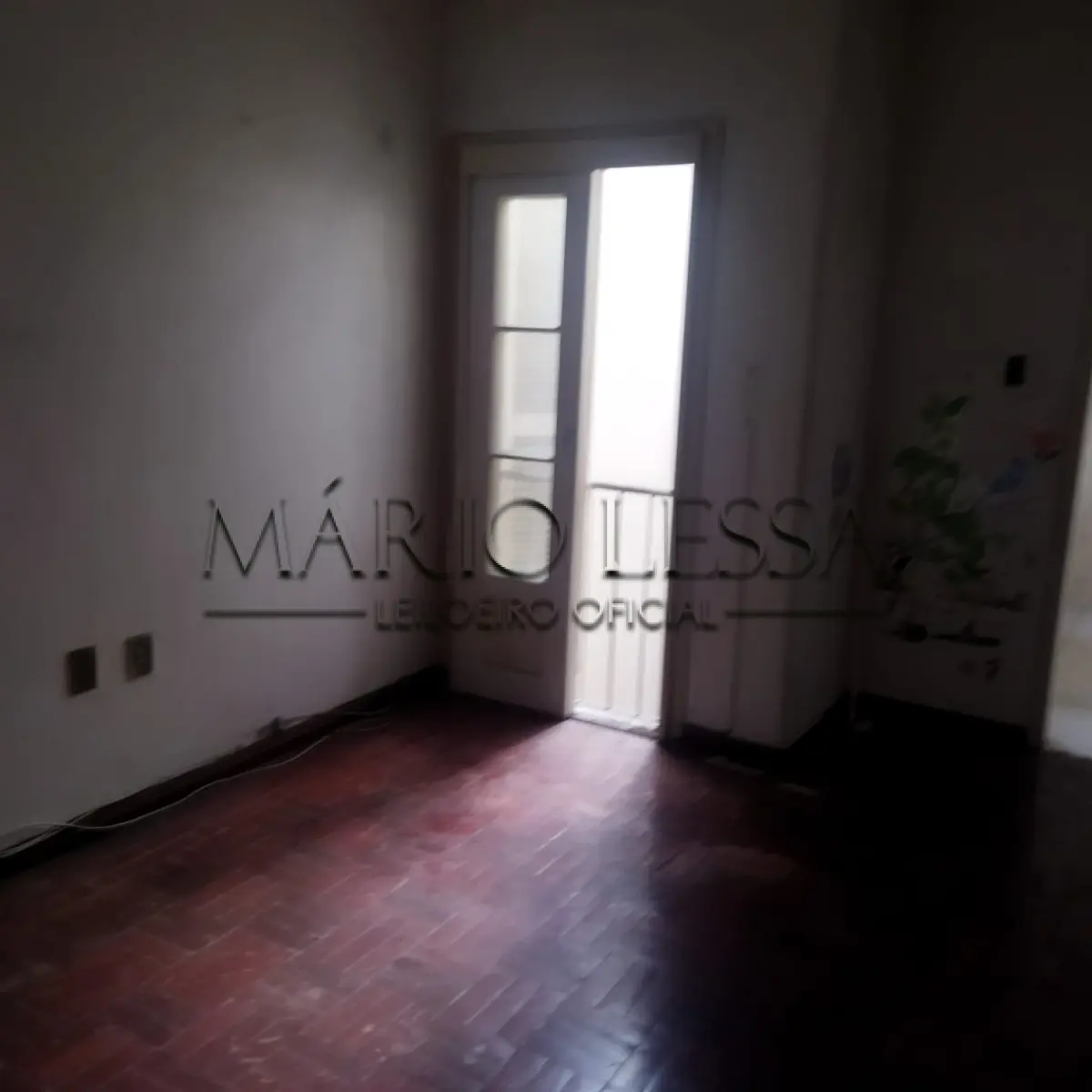 LOTE 001 - Ap. 33m² na Av. Pernambuco 2756. Desocupado