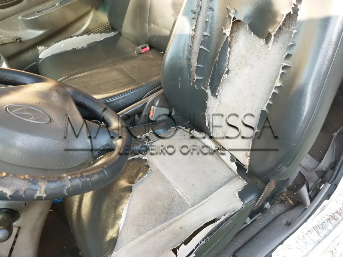 LOTE 007 - Hyundai HR ano 2006