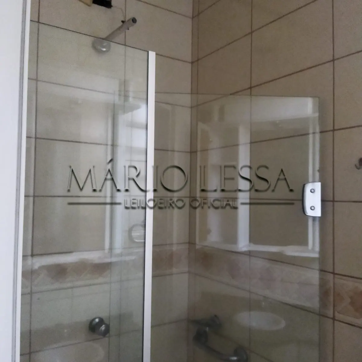 LOTE 001 - Ap. 33m² na Av. Pernambuco 2756. Desocupado