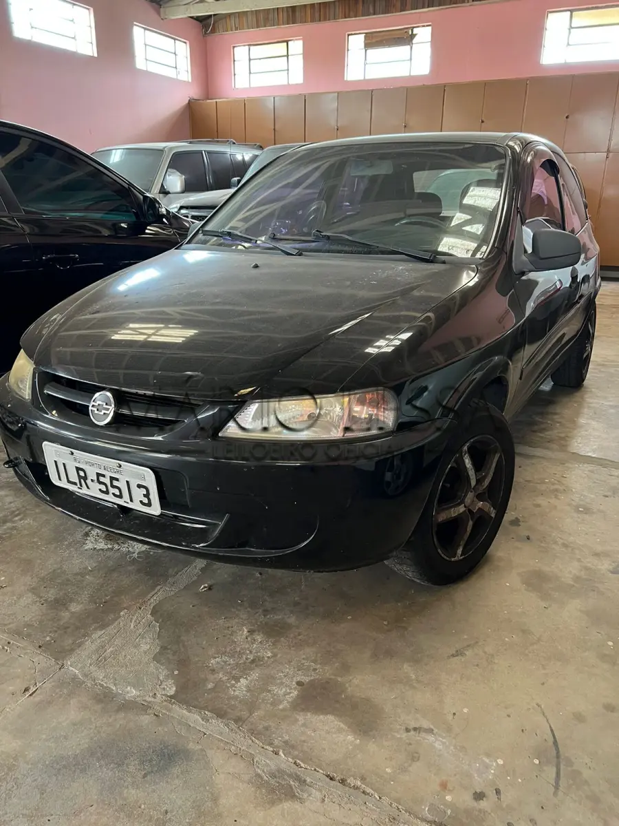 LOTE 003 - GM CELTA 2004