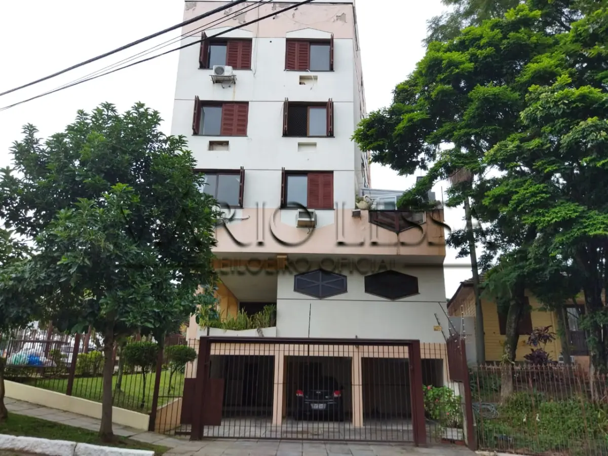 LOTE 001 - Cobertura com duas vagas na Vila Ipiranga