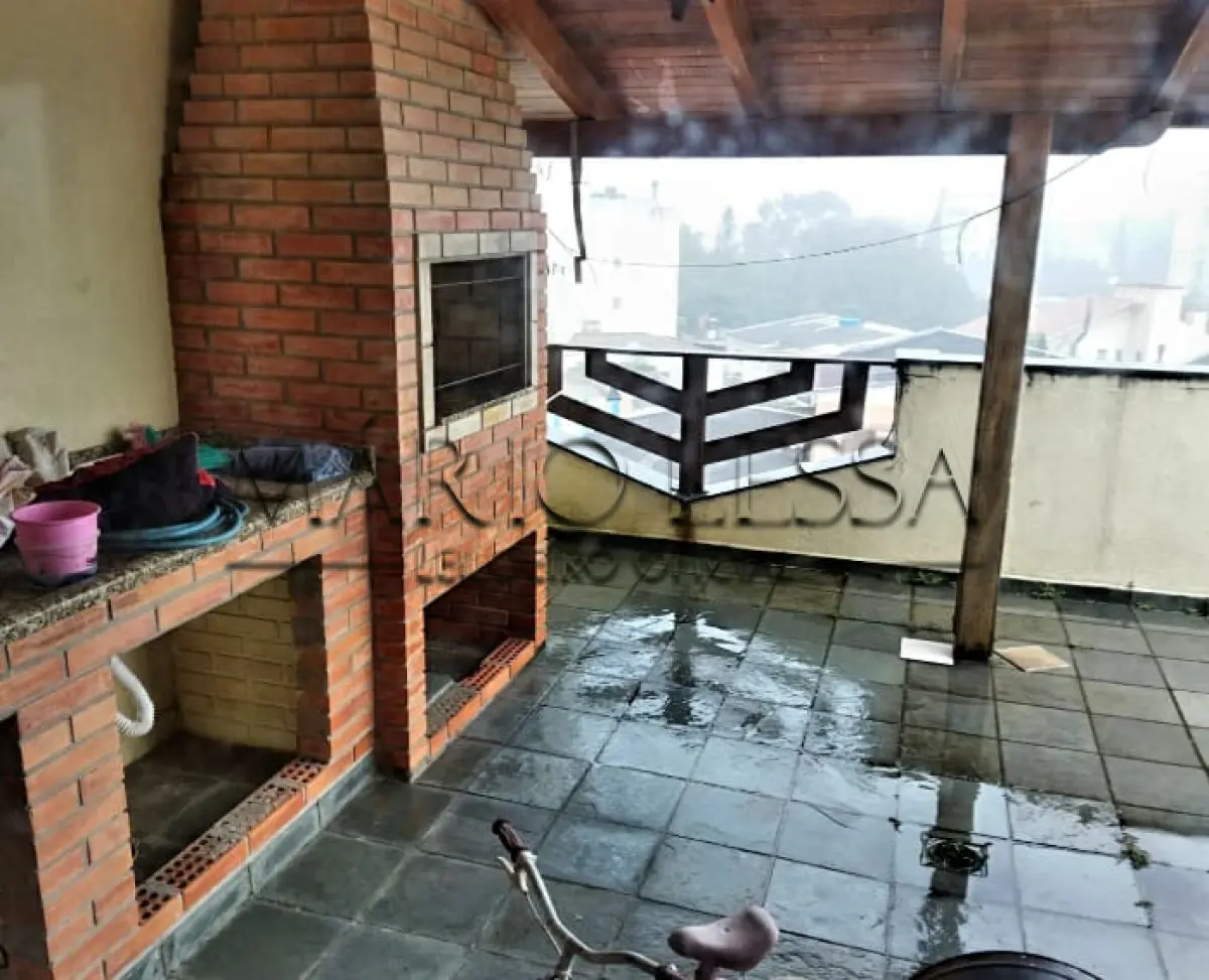 LOTE 001 - Cobertura com duas vagas na Vila Ipiranga