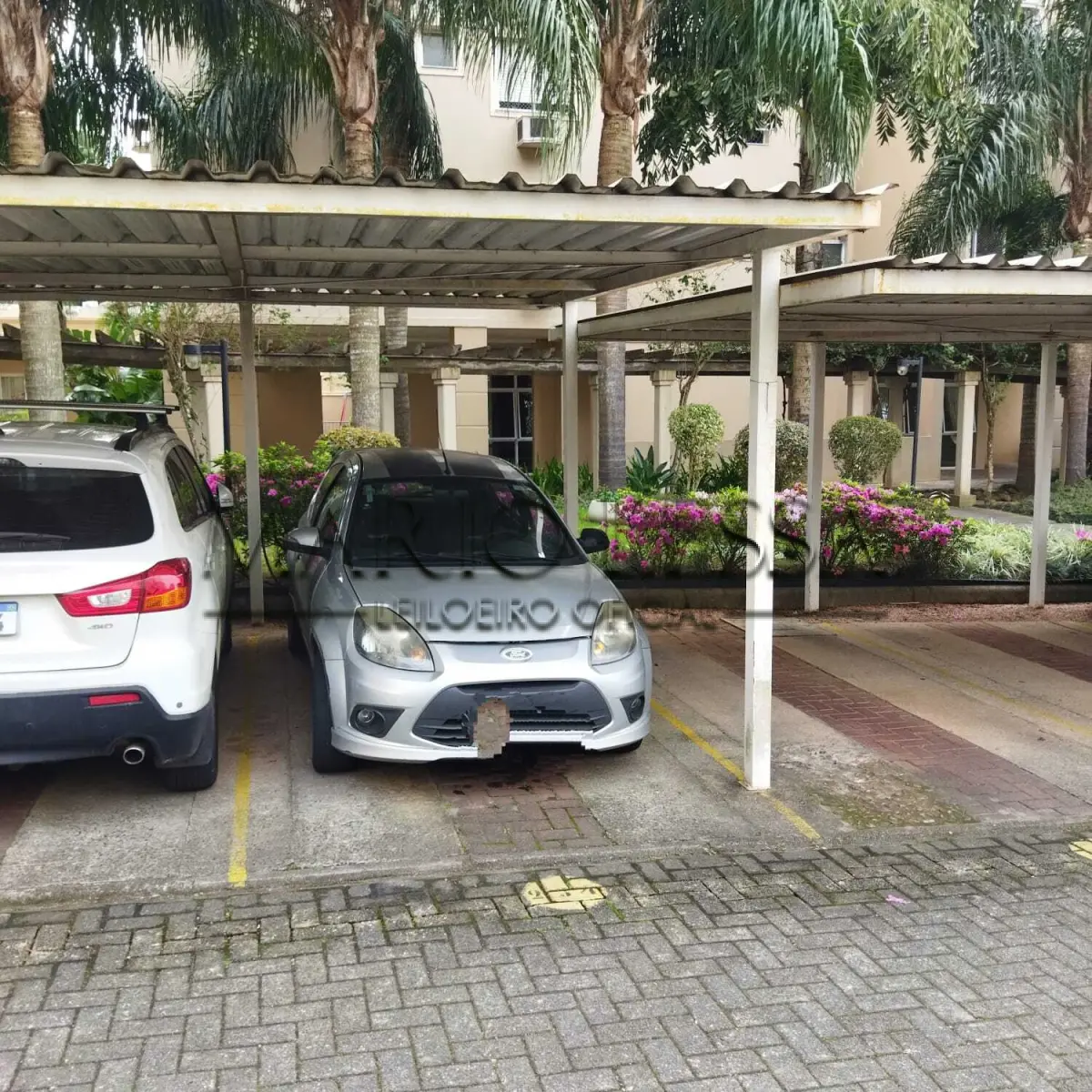 LOTE 004 - Vaga de carro no Cond Solar Mediterrâneo