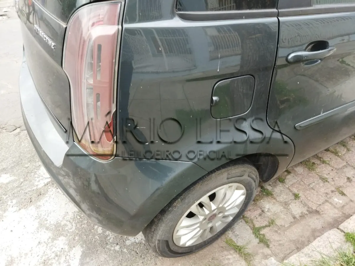 LOTE 004 - FIAT IDEA 2012