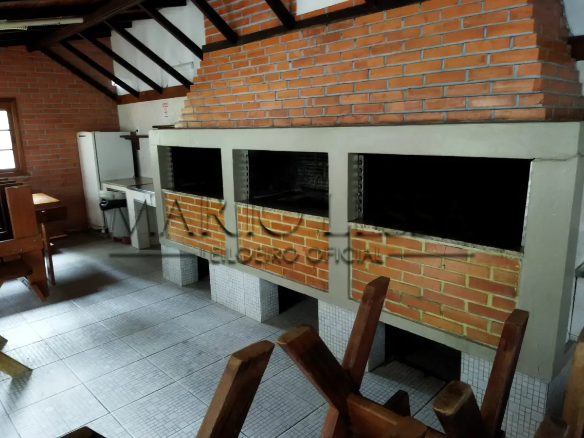 LOTE 004 - Apart. desocupado na Otto Niemayer 754