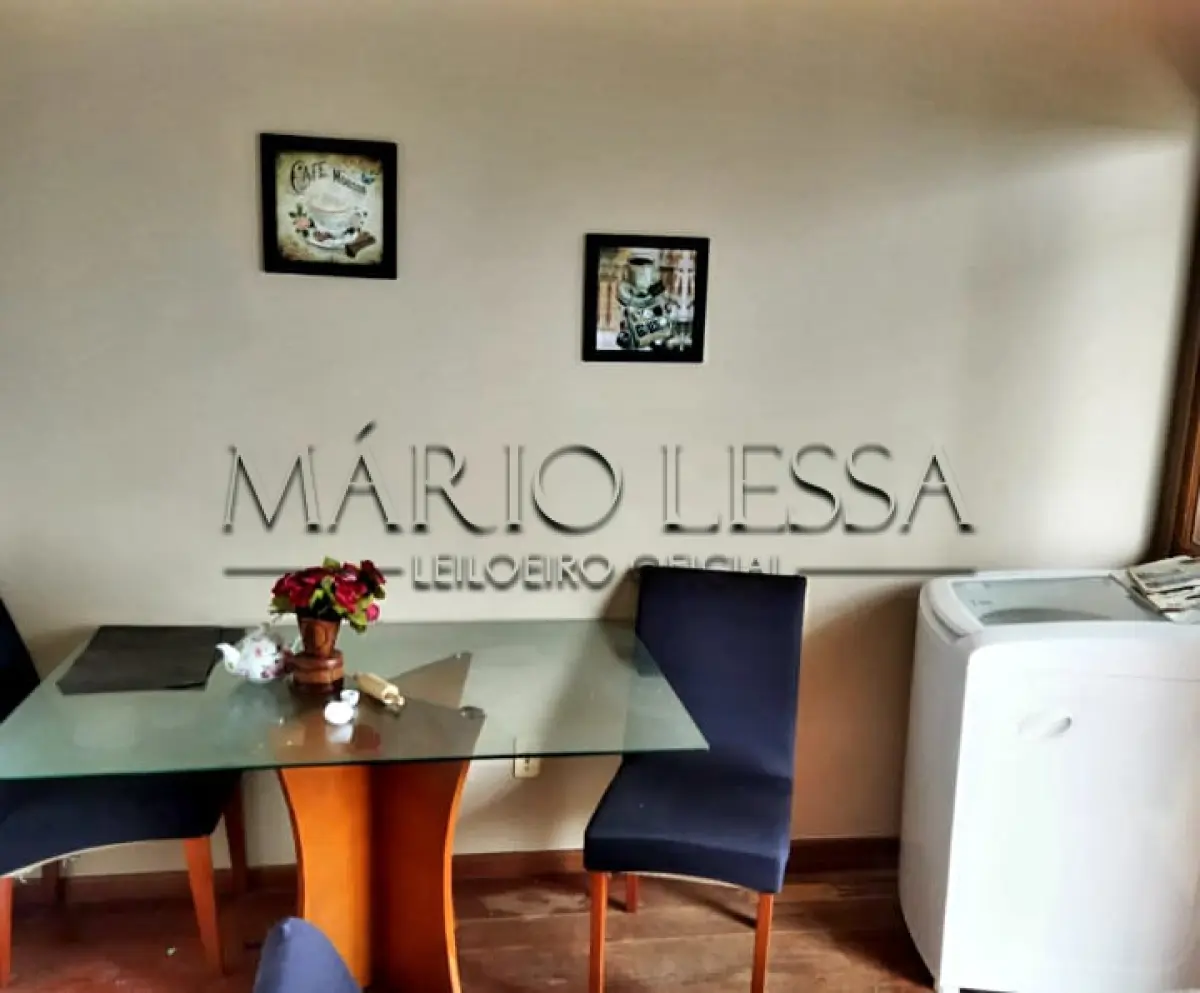 LOTE 001 - Cobertura com duas vagas na Vila Ipiranga