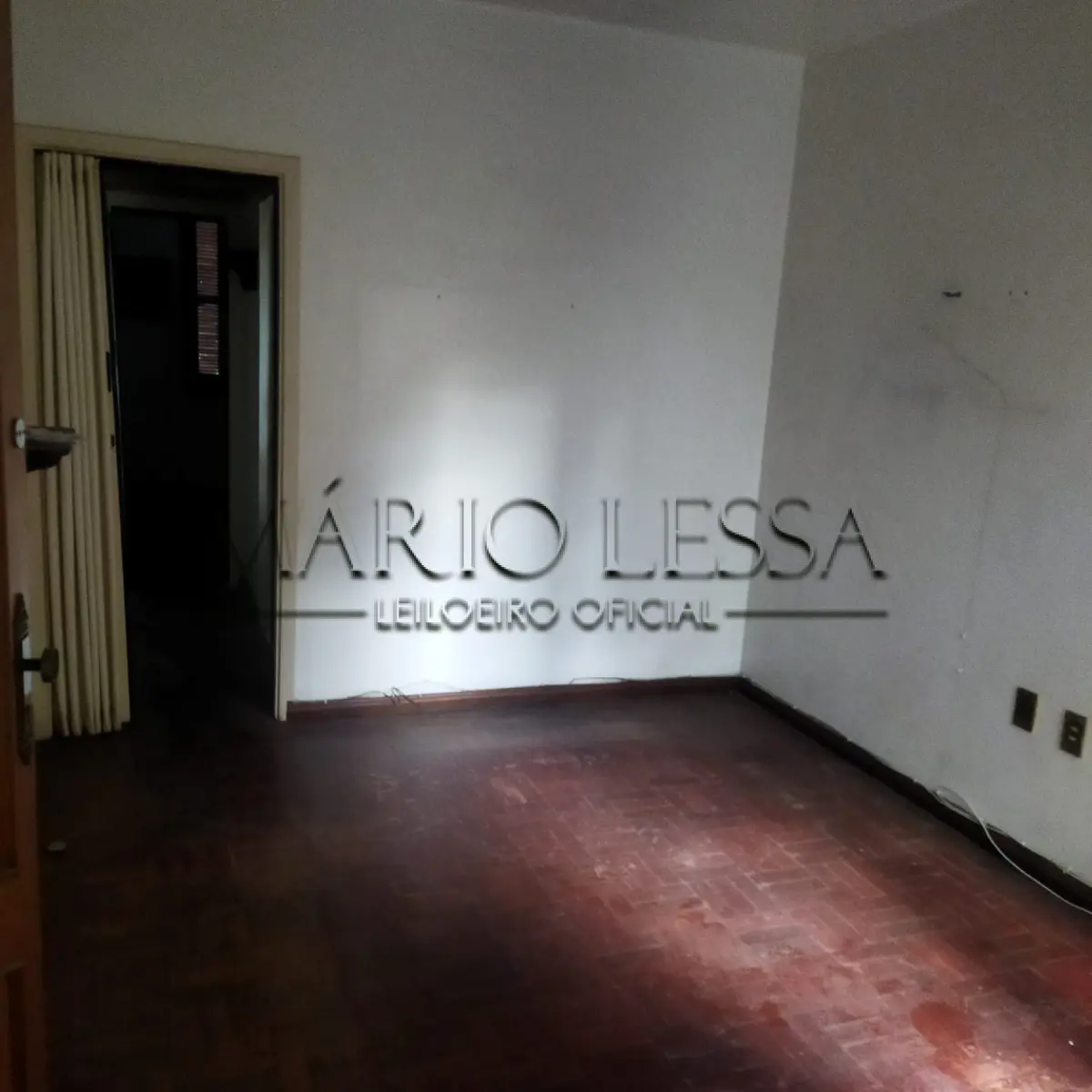 LOTE 001 - Ap. 33m² na Av. Pernambuco 2756. Desocupado