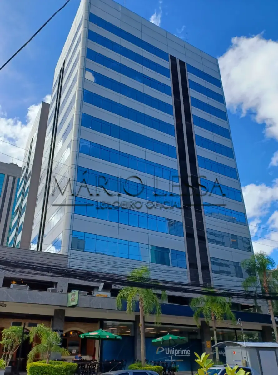 LOTE 004 - Sala 58m² e vaga na Carlos Gomes. Ed. Antares