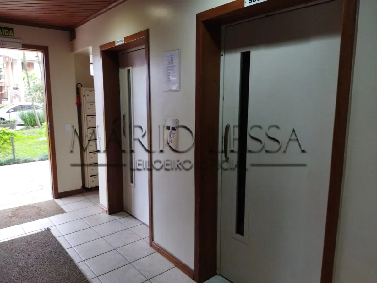 LOTE 004 - Apart. desocupado na Otto Niemayer 754