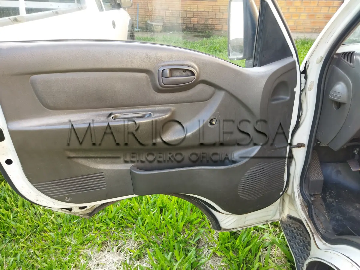 LOTE 007 - Hyundai HR ano 2006