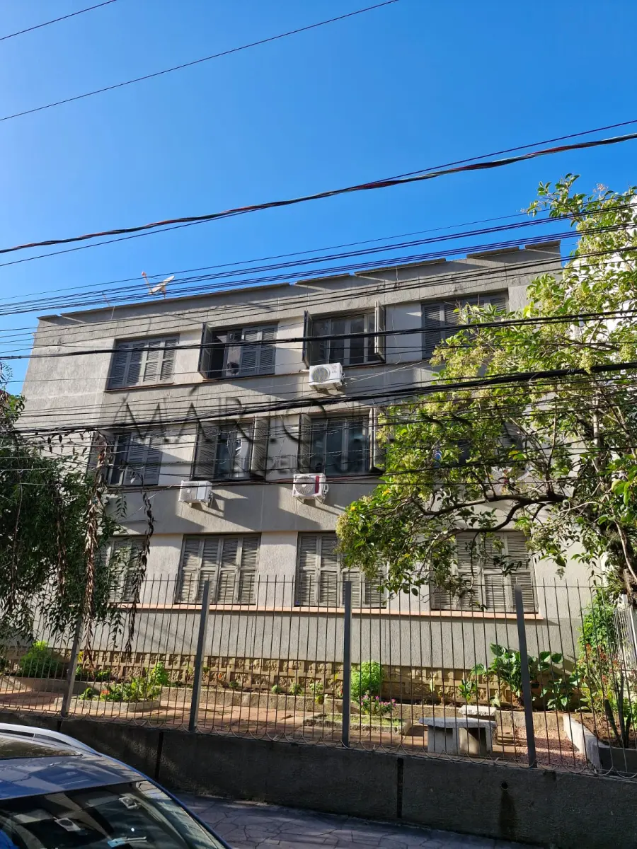 LOTE 004 - Ap na Rua Freitas de Castro