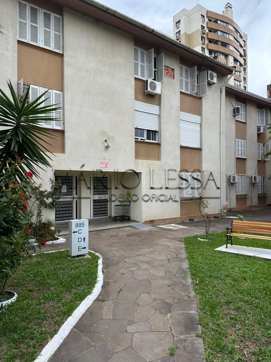 LOTE 006 - Ap. 61m² na Av. Wenceslau Escobar 885