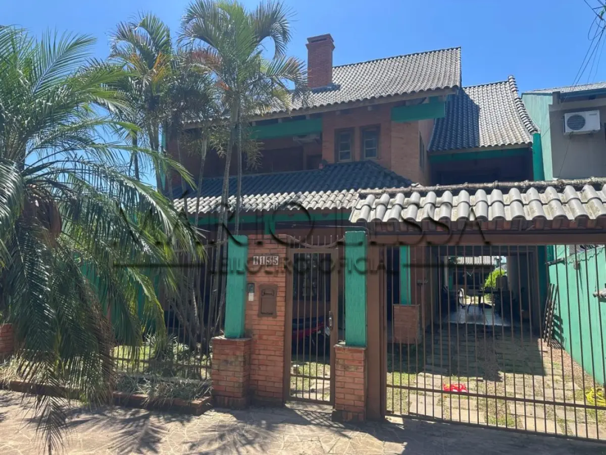 LOTE 001 - Um sobrado no bairro Rio Branco, Canoas