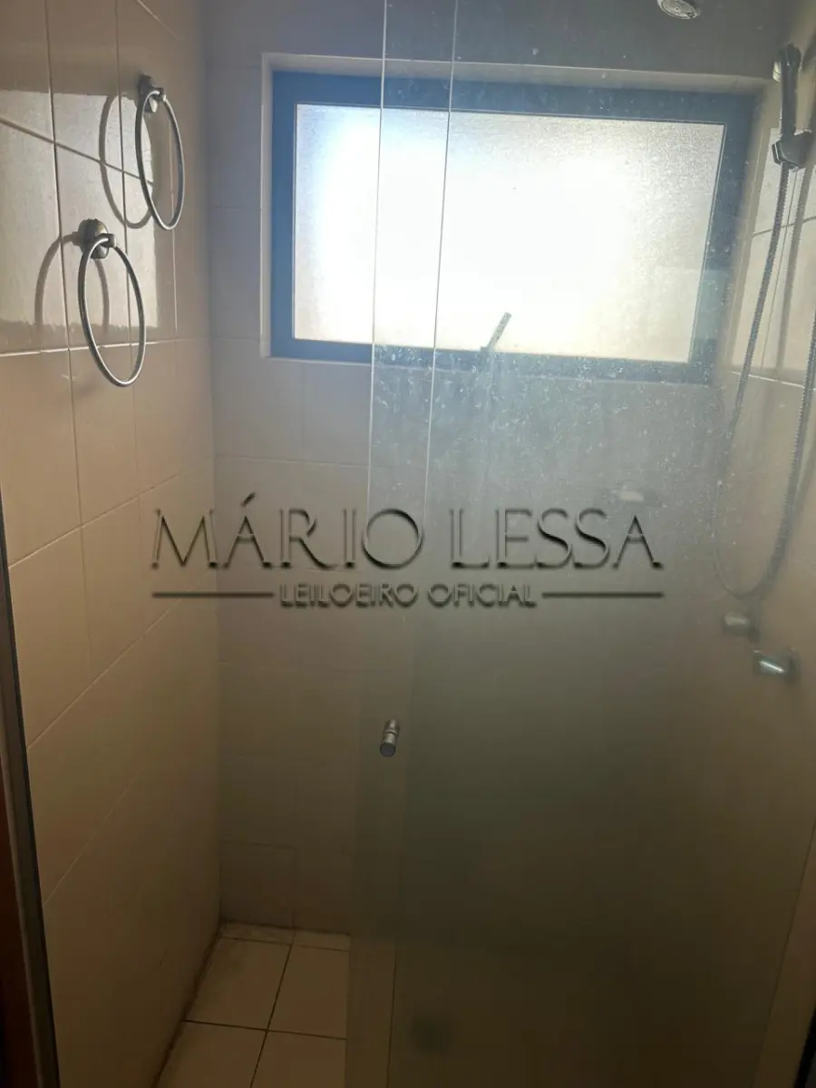LOTE 001 - Cobertura 220m² na R Pedro Ivo, desocupado