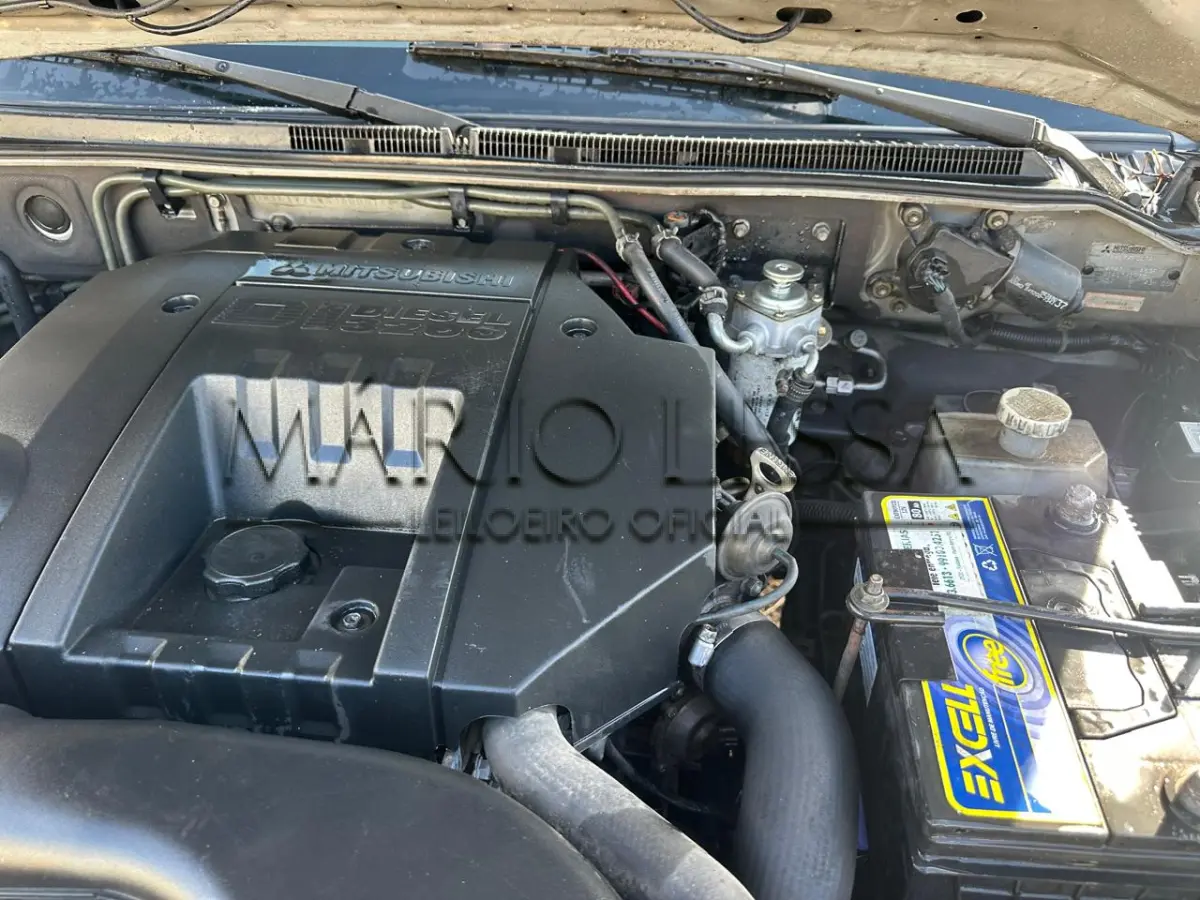 LOTE 004 - MMC PAJERO FULL 2003 DIESEL AUT. 4x4