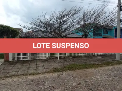 LOTE 003 - Casa na Rua Acre. Em Nova Tramandaí