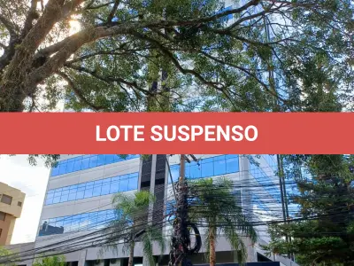 LOTE 004 - Sala 58m² e vaga na Carlos Gomes. Ed. Antares