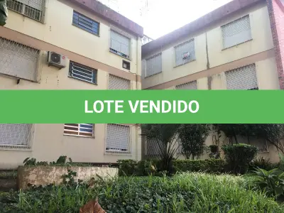 LOTE 002 - Apart. e vaga na  Av. Francisco Massena Vieira