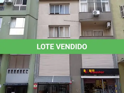 LOTE 002 - Apart. 54m², desocupado, Borges de Medeiros, 658