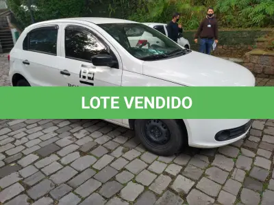 LOTE 01 - VW GOL, 4 portas modelo 2010, básico