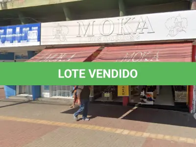 LOTE 1 - FRAÇÃO DE 50% DE LOJA. Na Assis Brasil, 1945/2