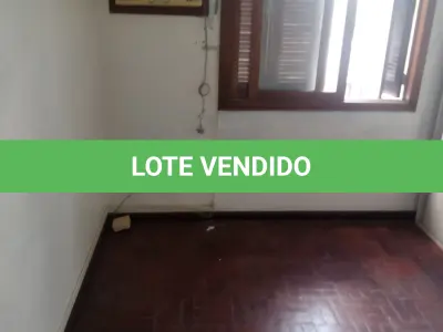 LOTE 001 - Ap. 33m² na Av. Pernambuco 2756. Desocupado