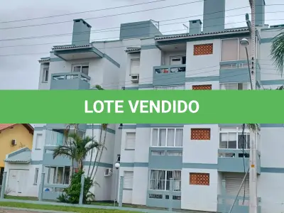 LOTE 001 - Apartamento  e vaga em Capão Novo