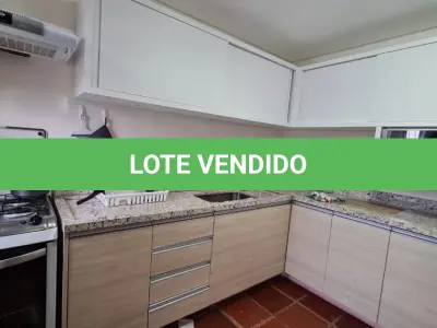 LOTE 001 - Atlântida. Casa de esquina próximo ao mar