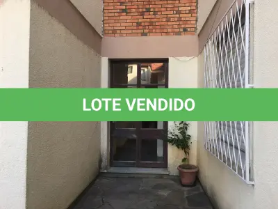 LOTE 002 - Apart. e vaga na  Av. Francisco Massena Vieira