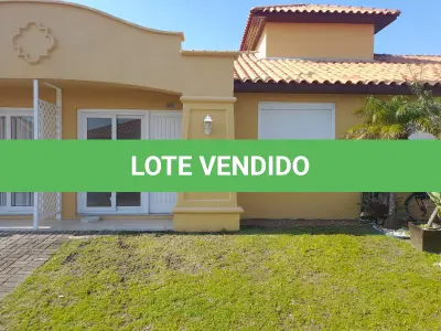 LOTE 001 - Casa em condomínio em Xangri-la.