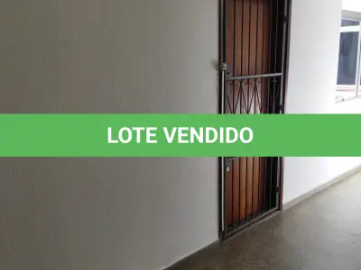 LOTE 003 - Sala na Rua São Pedro. 25m²