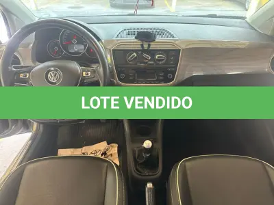 LOTE 001 - VW UP CROSS 1.0 2018
