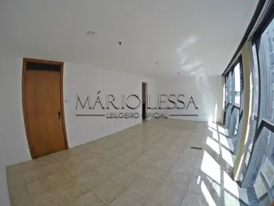LOTE 003 - Sala Comercial 38m² desocupada, no Centro Histórico