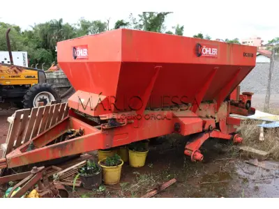 LOTE 003 - Distribuidor de Calcário Kohler