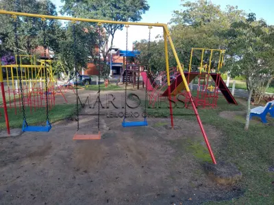 LOTE 004 - Casa 300m². Condomínio Jardim Esplanada