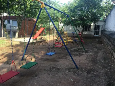 LOTE 004 - Apart. e vaga na  Av. Francisco Massena Vieira