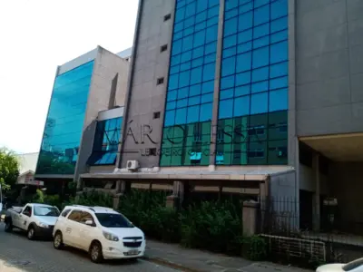 LOTE 001 - Prédio na Vicente da Fontoura, 1578, junto à Ipiranga