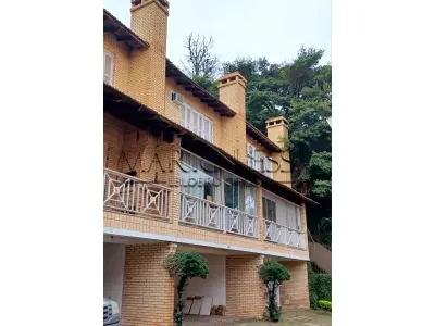 LOTE 005 - Linda casa em Condomínio. Bairro Tristeza