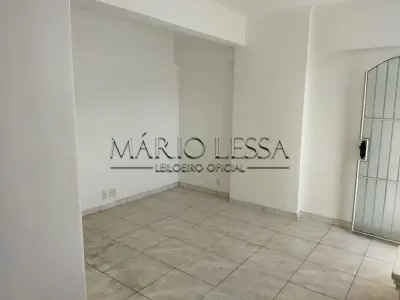 LOTE 005 - Sala desocupada 19 andar da Galeria Malcon