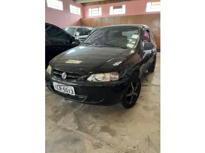 LOTE 003 - GM CELTA 2004