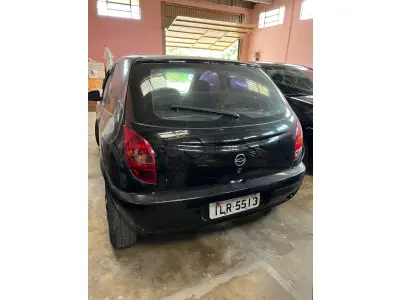 LOTE 003 - GM CELTA 2004