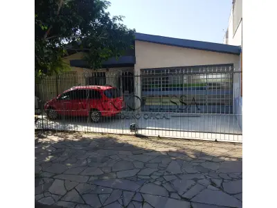 LOTE 004 - Casa na Av. dos Gaúchos