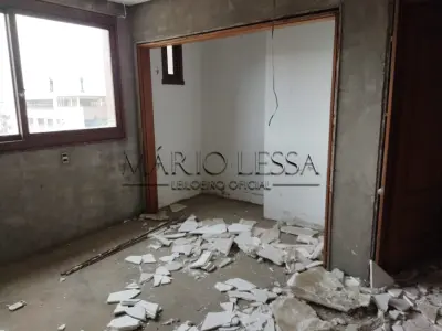 LOTE 006 - 500m² e cinco vagas na R Dona Laura