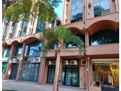 LOTE 001 - Conjunto  com 170m² na Av. Carlos Gomes esq. Nilo Peçanha